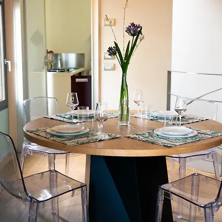Holiday home Dimora Al Glicine *